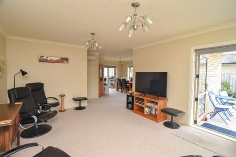 Photo of property in 7c Garrison Street, Carterton, 5713