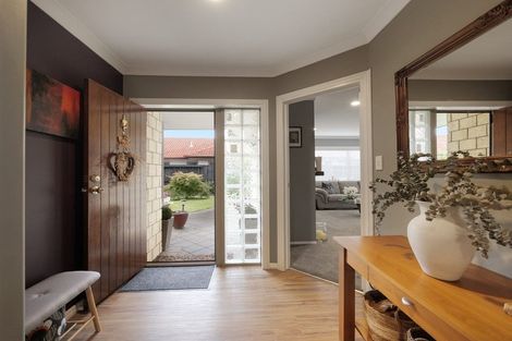 Photo of property in 19 Oriental Parade, Papamoa Beach, Papamoa, 3118