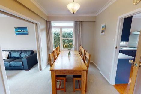 Photo of property in 19 Surrey Crescent, Hokowhitu, Palmerston North, 4410