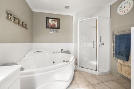 Photo of property in 15 Awanui Avenue, Kihikihi, Te Awamutu, 3875