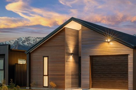 Photo of property in 51 Gillespie Street, Lake Hawea, 9382