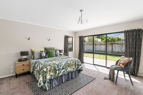 Photo of property in 9 Jeannie Way, Waikanae Beach, Waikanae, 5036