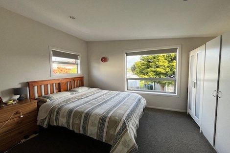 Photo of property in 8a Opapa Street, Titahi Bay, Porirua, 5022