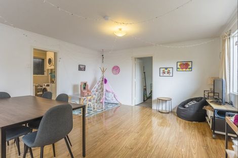 Photo of property in 51 Hawker Street, Mount Victoria, Wellington, 6011