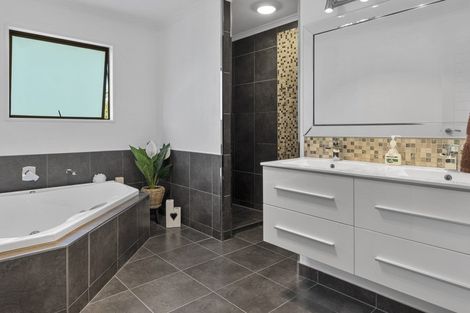 Photo of property in 13c Martin Avenue, Wakefield, 7025