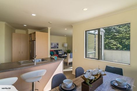 Photo of property in 3/19 Onslow Road, Khandallah, Wellington, 6035