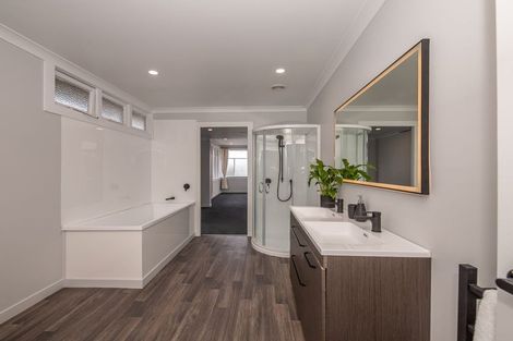 Photo of property in 96 Romilly Street, Westport, 7825