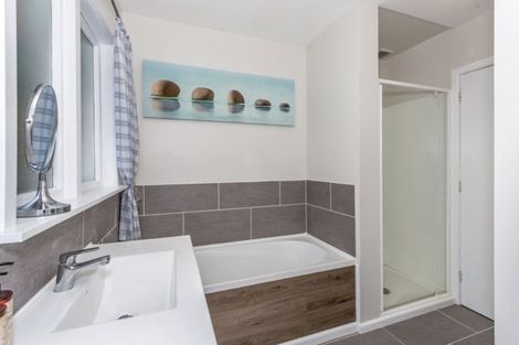 Photo of property in 95 Kendal Avenue, Burnside, Christchurch, 8053