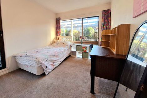 Photo of property in 35 Fratley Avenue, Farm Cove, Auckland, 2012