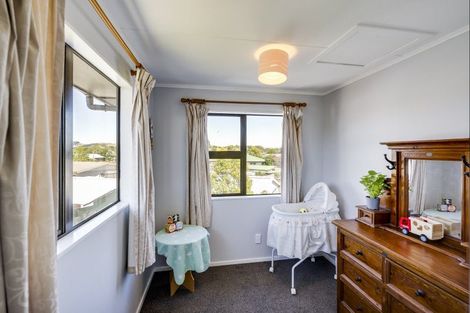 Photo of property in 17 Lichfield Crescent, Tamatea, Napier, 4112