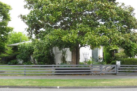 Photo of property in 35 Teesdale Street, Burnside, Christchurch, 8053