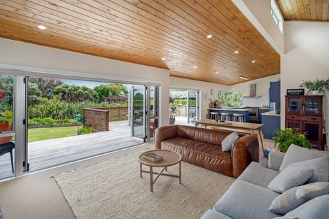 Photo of property in 38 Kawhero Drive, Kuaotunu, Whitianga, 3592