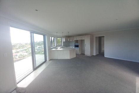 Photo of property in 111 Bleakhouse Road, Mellons Bay, Auckland, 2014