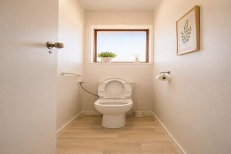 Photo of property in 2/14 Aberfeldy Avenue, Highland Park, Auckland, 2010