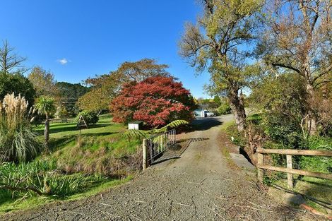 Photo of property in 1156 Peak Road, Helensville, 0875