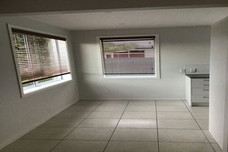 Photo of property in 33 Fern Drive, Halswell, Christchurch, 8025