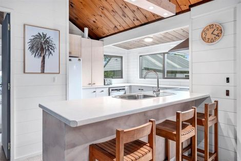 Photo of property in 12 Waitawa Place, Lynmore, Rotorua, 3010