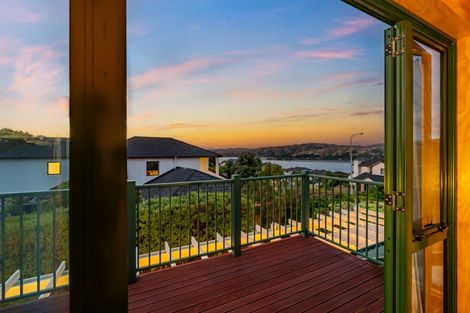 Photo of property in 19 The Masthead, Whitby, Porirua, 5024
