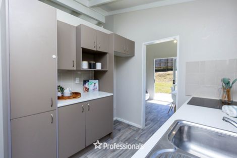 Photo of property in 23 Hartford Crescent, Totara Park, Upper Hutt, 5018