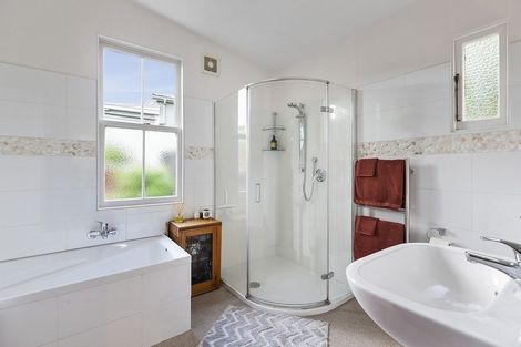 Photo of property in 131 Aro Street, Aro Valley, Wellington, 6021