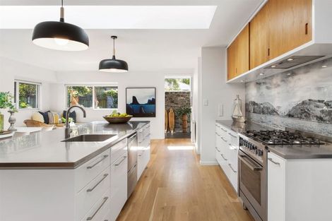 Photo of property in 15a Clark Street, Sumner, Christchurch, 8081