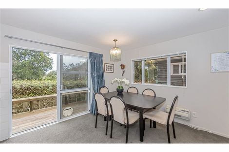 Photo of property in 2/26 Elliott Avenue, Bayview, Auckland, 0629