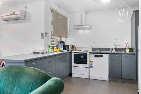 Photo of property in 123 Harbour Terrace, North Dunedin, Dunedin, 9016