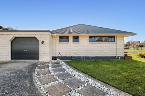Photo of property in 104a Church Street, Mosgiel, 9024