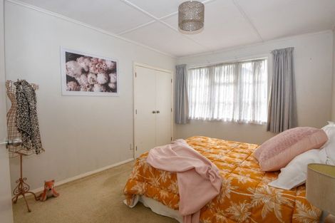 Photo of property in 255 High Street North, Carterton, 5713