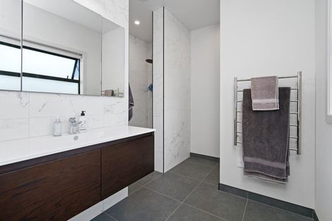 Photo of property in 86 Sunline Drive, Cambridge, 3432