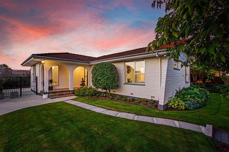 Photo of property in 88 Dunbarton Street, Redwood, Christchurch, 8051