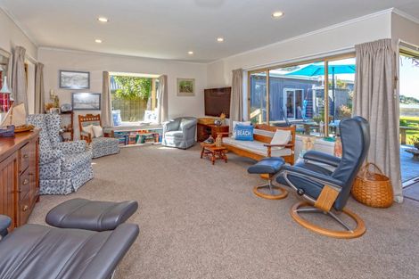 Photo of property in 55 Manaia Road, Tairua, 3508