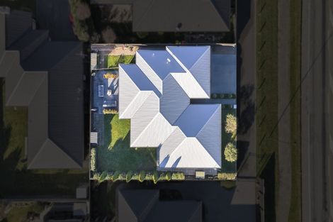 Photo of property in 14 Bernice Crescent, Yaldhurst, Christchurch, 8042