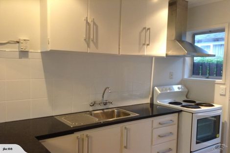 Photo of property in 2/36 Merton Road, Saint Johns, Auckland, 1072