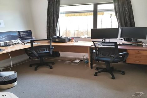 Photo of property in 5 Sun Valley Way, Wainuiomata, Lower Hutt, 5014