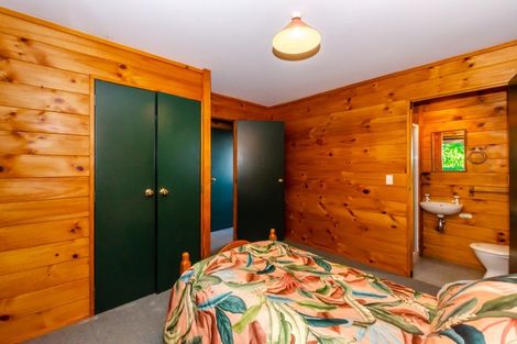 Photo of property in 167 Huia Street, Waikanae, 5391