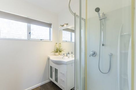 Photo of property in 35a Penryn Drive, Camborne, Porirua, 5026