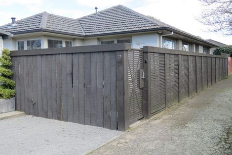 Photo of property in 1/17 Oakdale Street, Avonhead, Christchurch, 8042