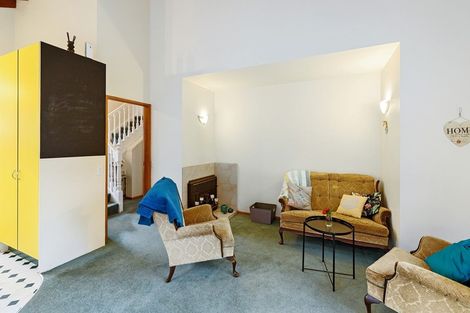 Photo of property in 6 Kainui Road, Raumati South, Paraparaumu, 5032