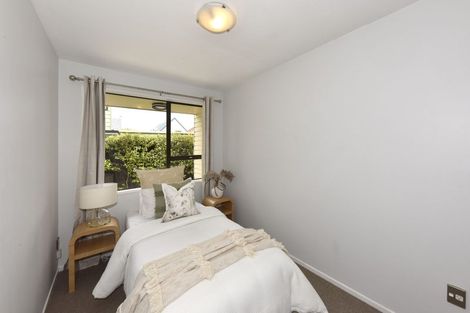 Photo of property in 2/6 Gatonby Place, Avonhead, Christchurch, 8042