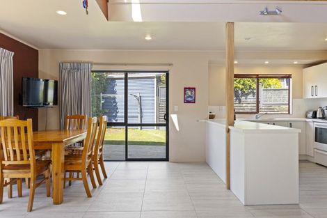 Photo of property in 16 Hoani Place, Kuratau, Turangi, 3381