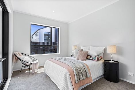 Photo of property in 18 Clark Road, Hobsonville, Auckland, 0616