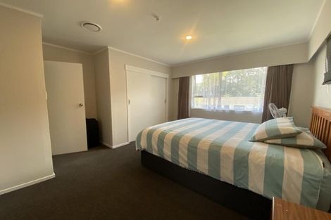 Photo of property in 34 Percy Dyett Drive, Karori, Wellington, 6012