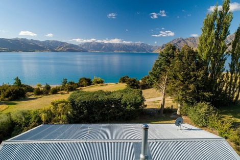 Photo of property in 246 Lakeview Terrace, Lake Hawea, 9382
