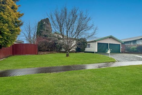 Photo of property in 17 Epping Place, Richmond Heights, Taupo, 3330