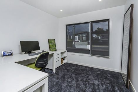 Photo of property in 38 Seacliffe Avenue, Belmont, Auckland, 0622