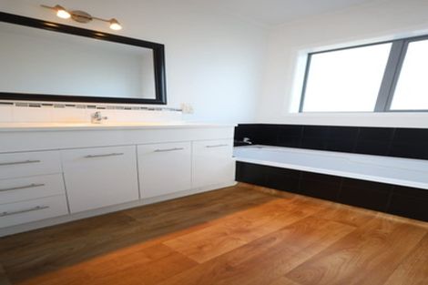 Photo of property in 37 Smiths Road, Matua, Tauranga, 3110