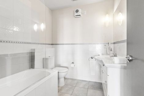 Photo of property in Anchorage Apartments, 315/36 Victoria Road, Mount Maunganui, 3116