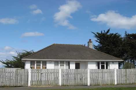 Photo of property in 15 Akatea Street, Gonville, Whanganui, 4501