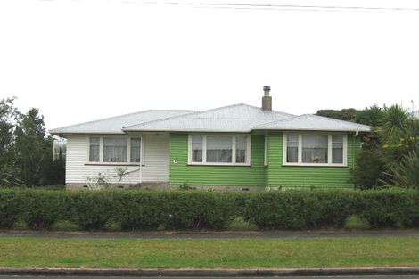 Photo of property in 34 Woodglen Road, Glen Eden, Auckland, 0602